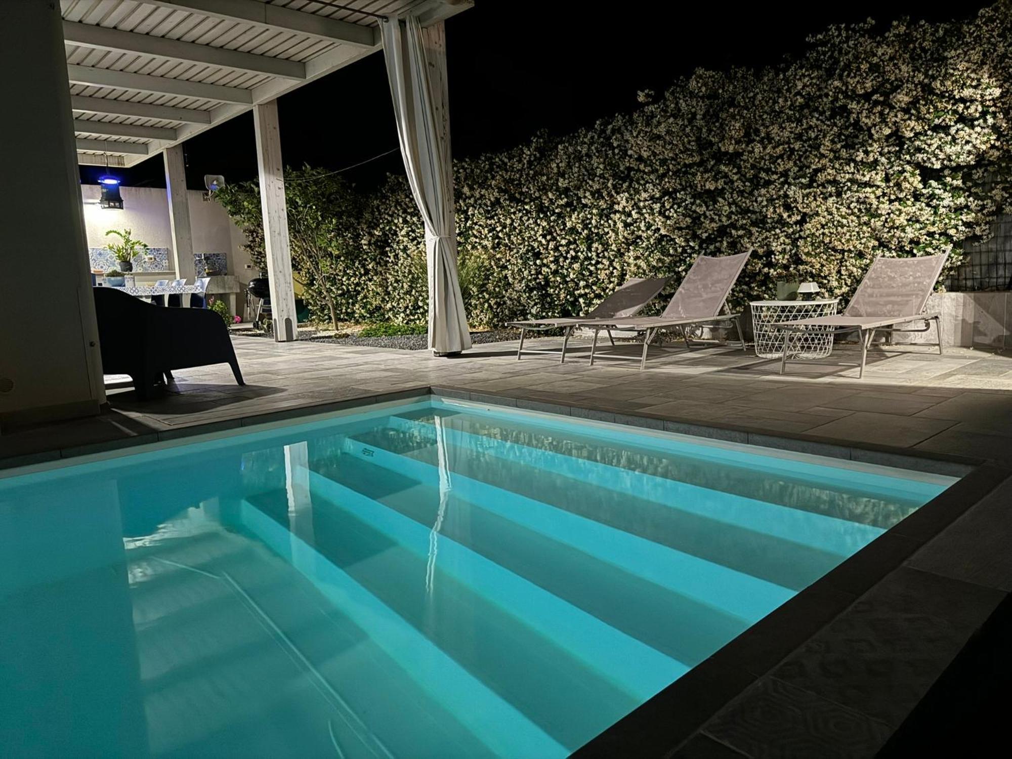 קוסטונאצ'י Villa Atena Baia Cornino מראה חיצוני תמונה